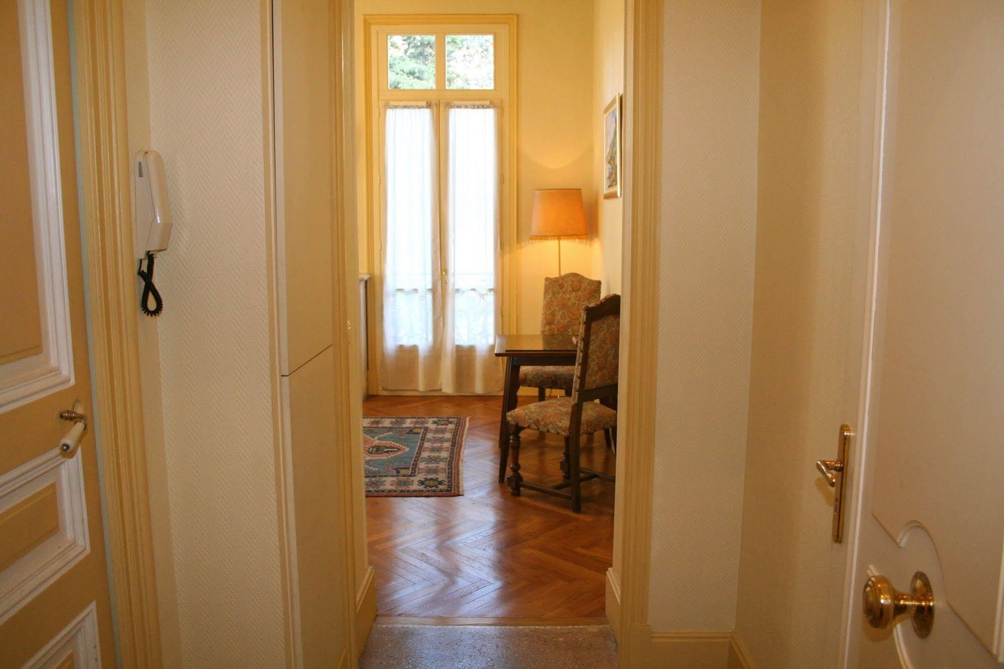 Residence La Villa Leonie นีซ ภายนอก รูปภาพ